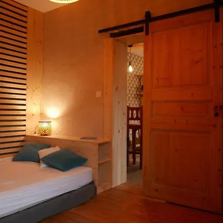 Joli Appartement Confortable Renove Style Cosy Saint-Martin-de-la-Porte Exterior photo